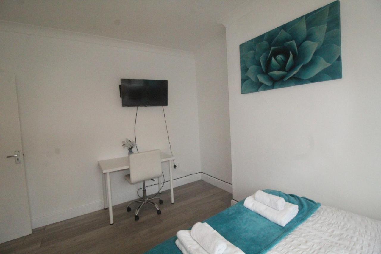 Dinnington House Dinnington By Smart Corporate Stays ภายนอก รูปภาพ