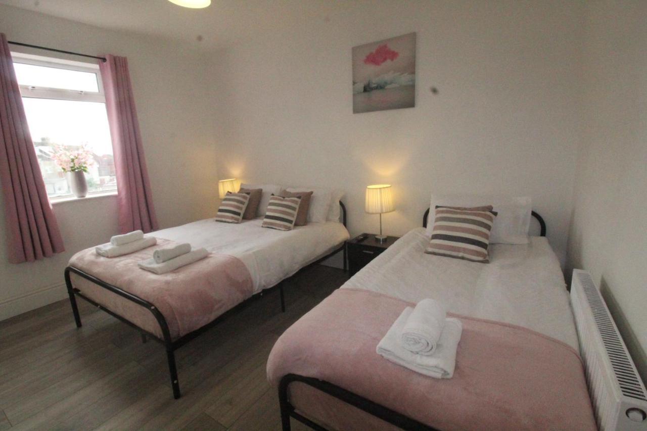 Dinnington House Dinnington By Smart Corporate Stays ภายนอก รูปภาพ